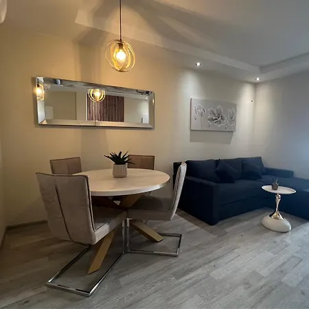 Cvitanovic Apartamento *