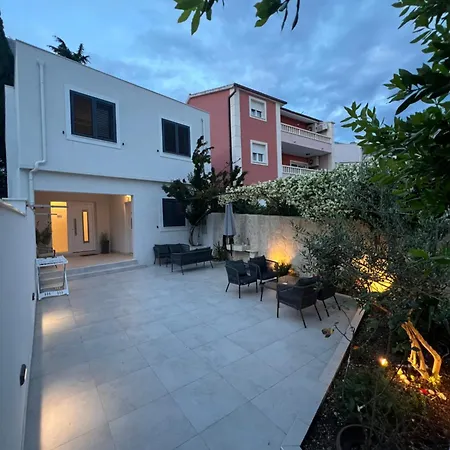 Apartmani Cvitanovic * Baška Voda